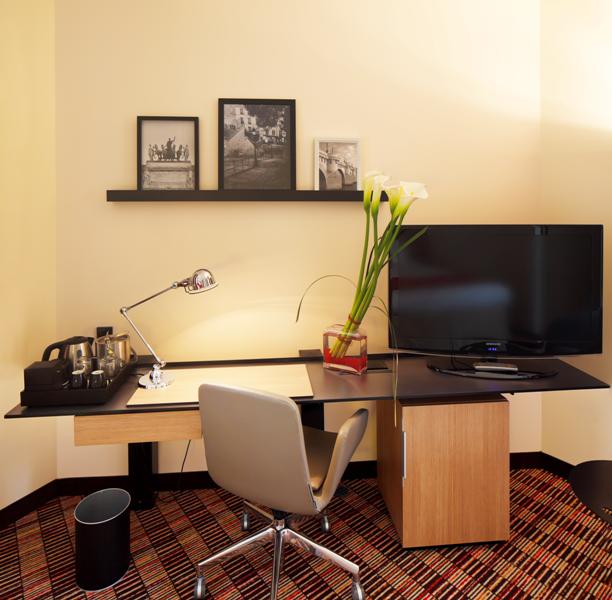 20120417 COURTYARD PART II-HH-018.jpg
