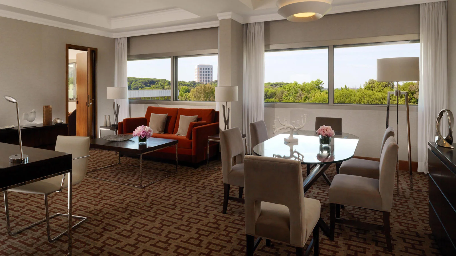 Presidential-Suite-Living-Room---Sheraton-Roma-Hotel.jpg