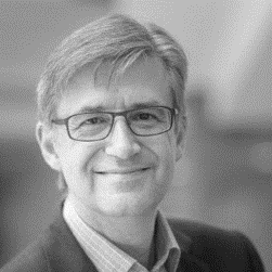 SIMON FLOWER<strong>Senior Management Consultant</strong>