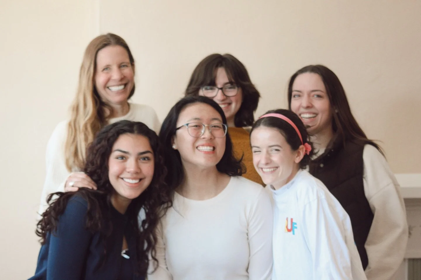 Spread the word! We are recruiting our next cohort of Fellows! Horizons Fellows are rising 4th years who are paired with a mentor in their field of study. Perkins Fellows are 2nd-4th years who serve weekly at a non-profit. All engage with questions o