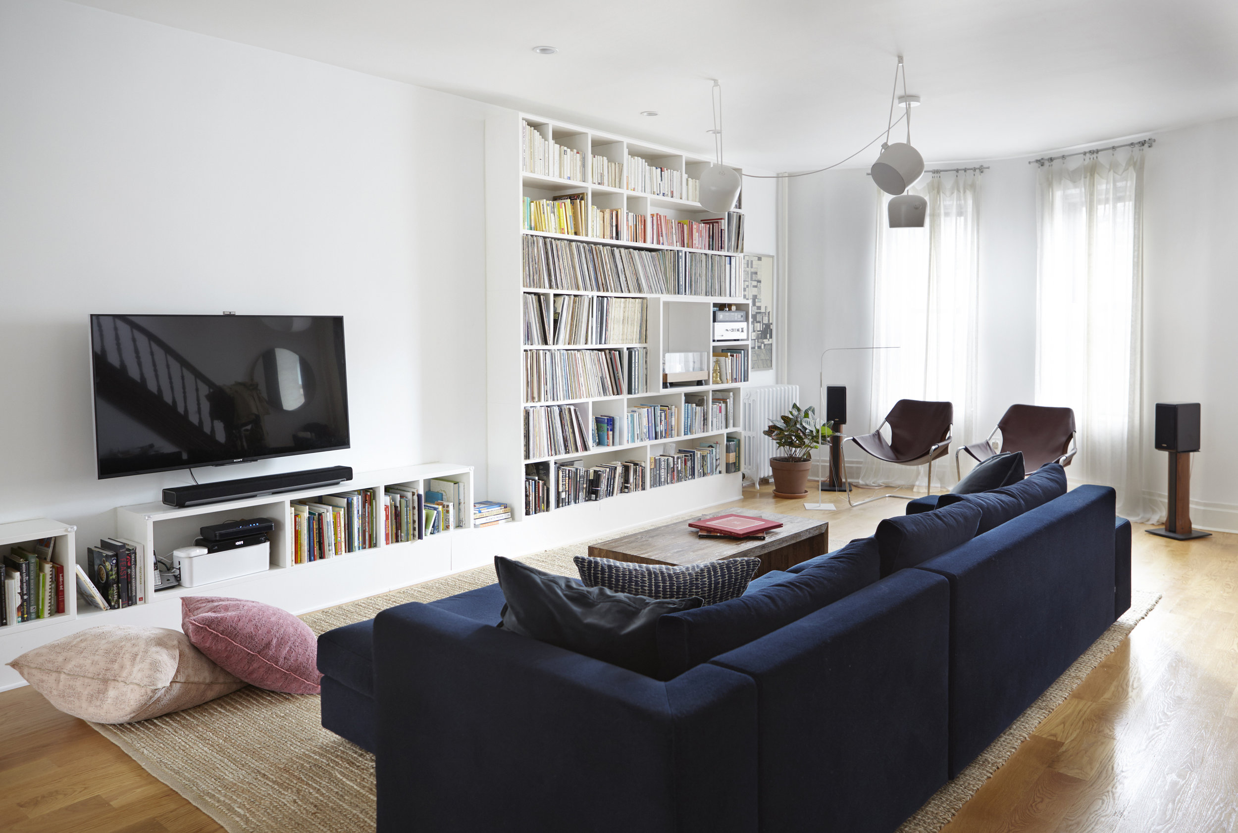 113016_4MAT_Livingroom1_4149.jpg