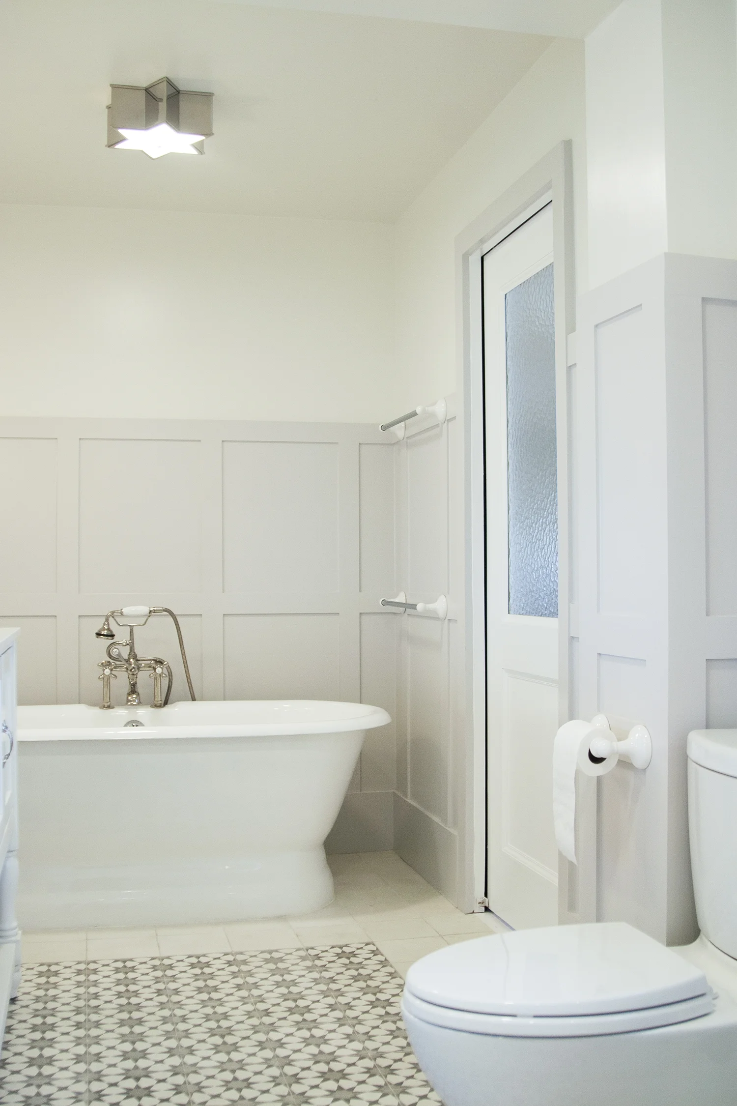 92 Argyle Master Bath 01.jpg