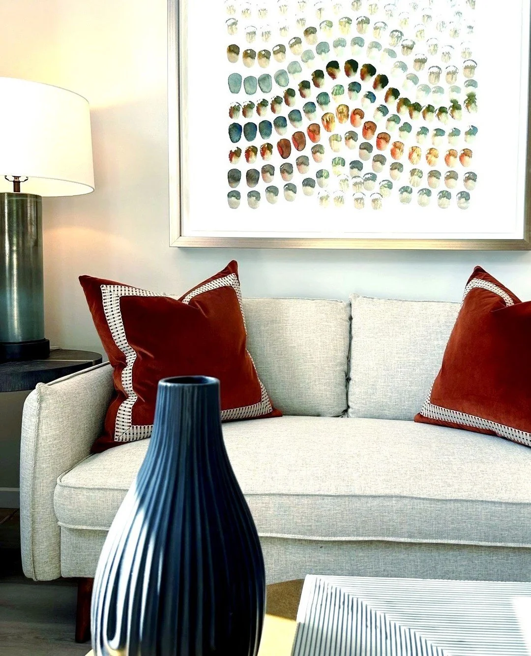 Did not expect rust and teal to work this well together, but here we are!⁠
.⁠
.⁠
#PelhamNHInteriorDesign #SouthernNHDesign #NHInteriorDesigner