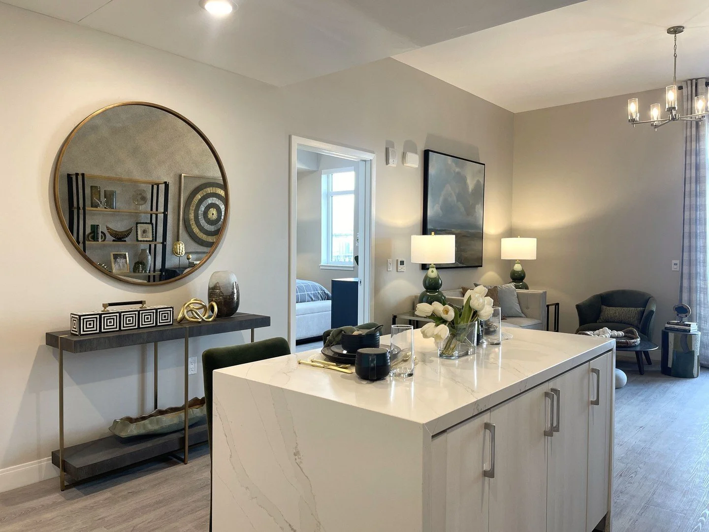 Apartment living, but make it luxe.⁠
.⁠
.⁠
#PelhamNHInteriorDesign #SouthernNHDesign #NHInteriorDesigner #ModelApartment #NHBuilders #LuxuryApartmentDesign #MultifamilyDesign