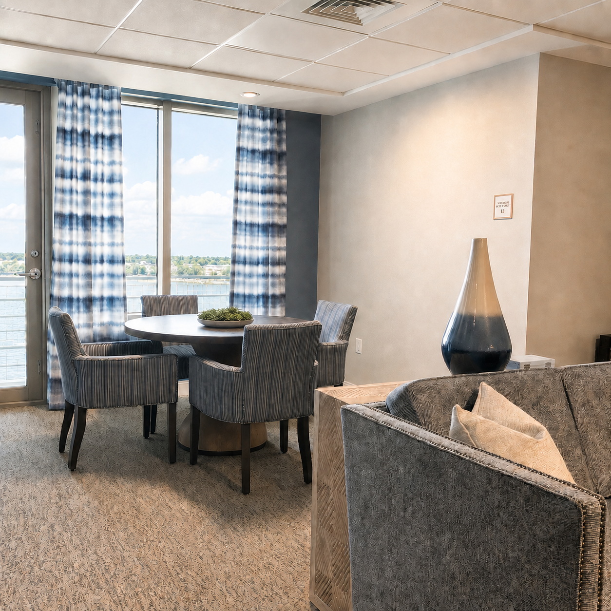 Lounge, Ft. Lauderdale, FL