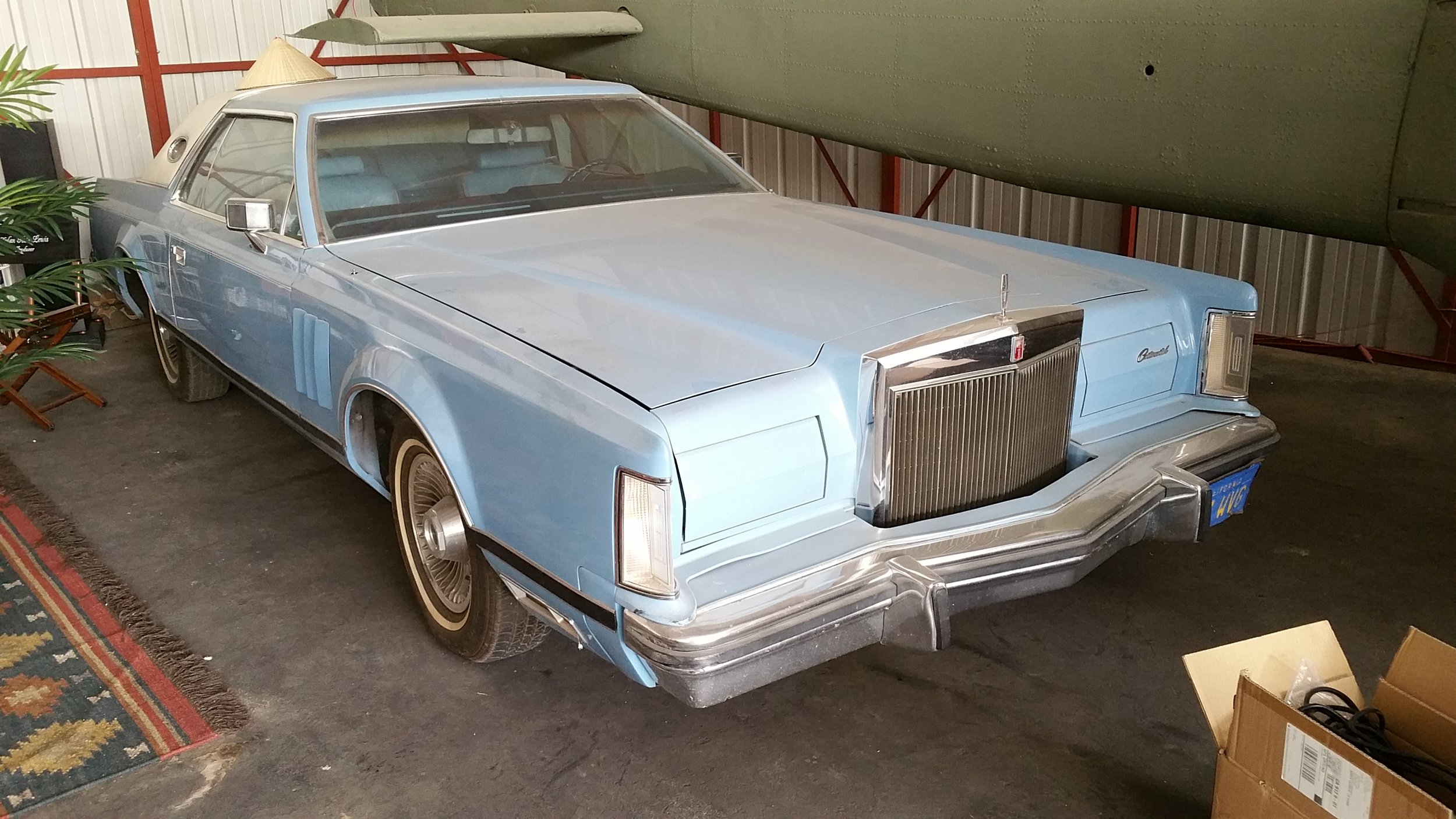 79' Lincoln MarkVIII.jpg