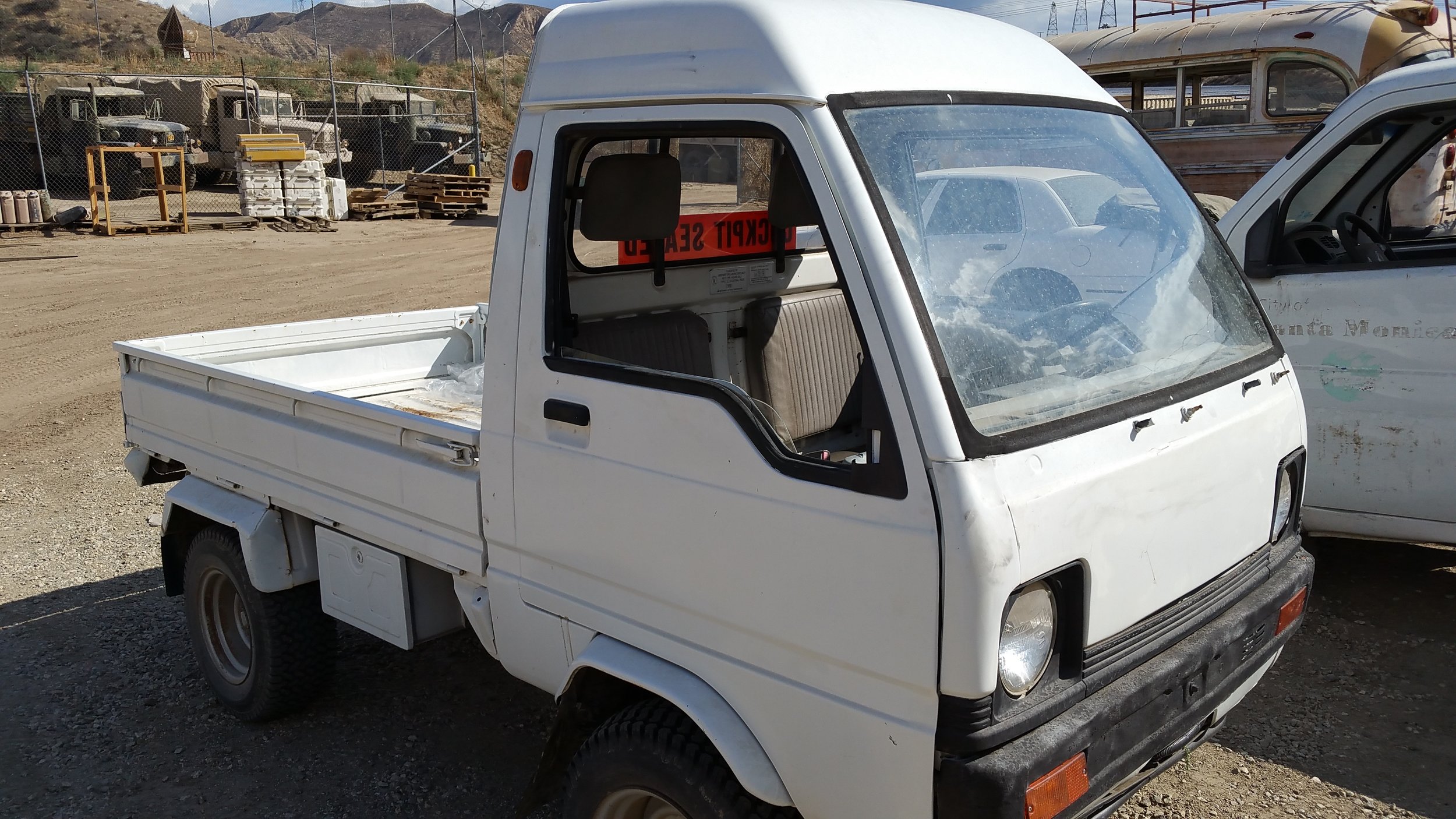 White Small Utility 4x4.jpg