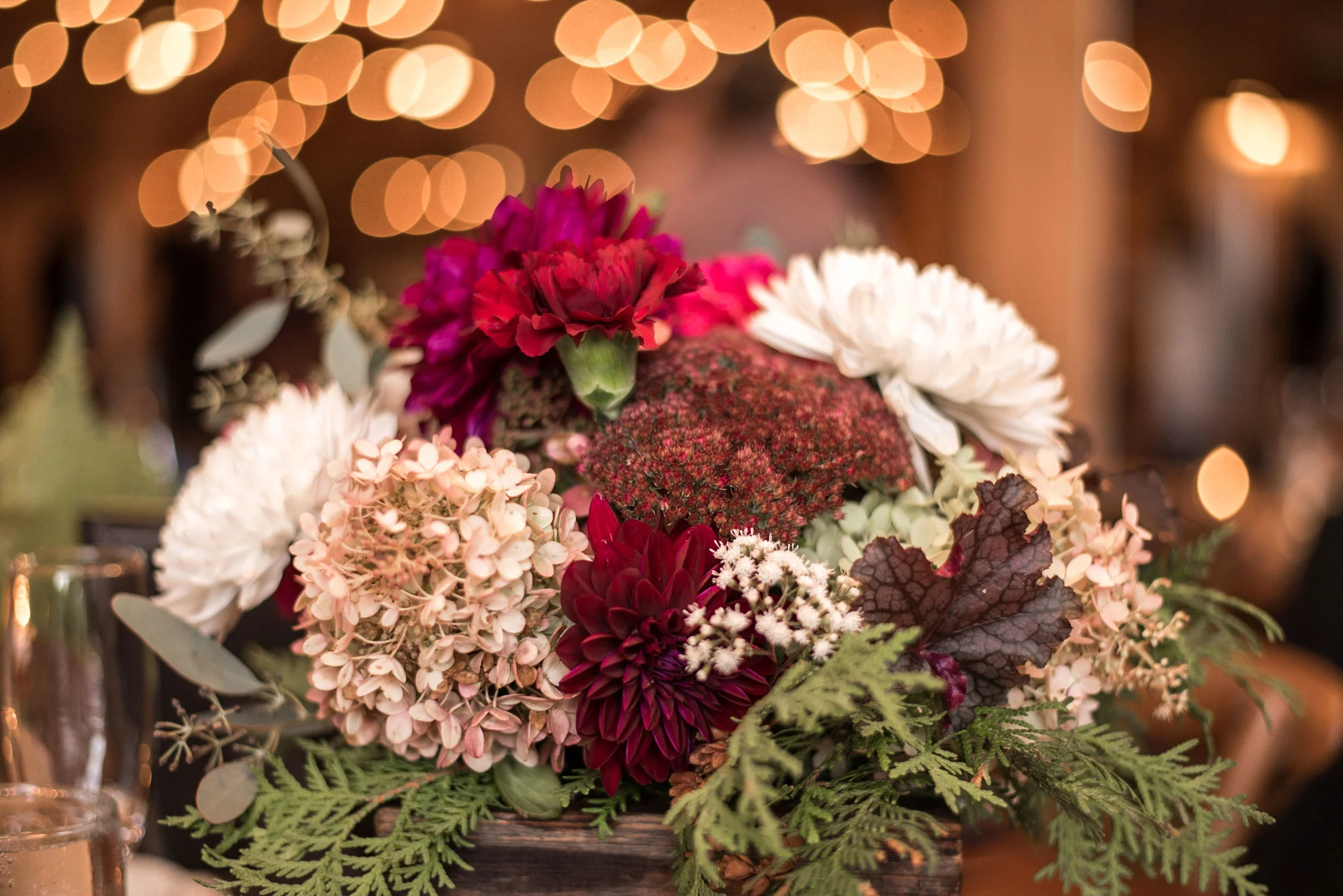 fall_wedding_wildflower_centerpiece.jpg