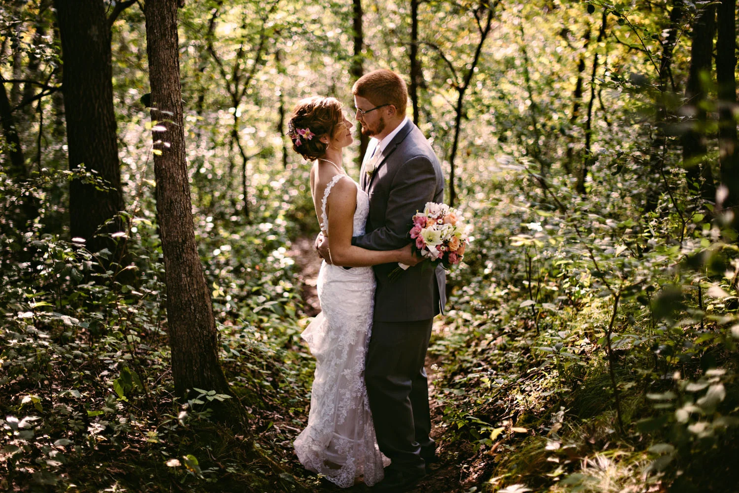 willow-river-park-wedding-photographer.jpg