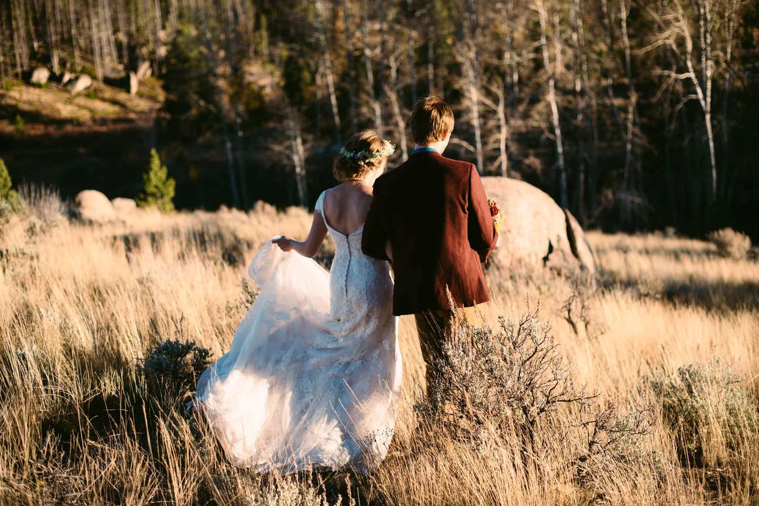 intimate-elopement-mountain-wedding-photographer.jpg