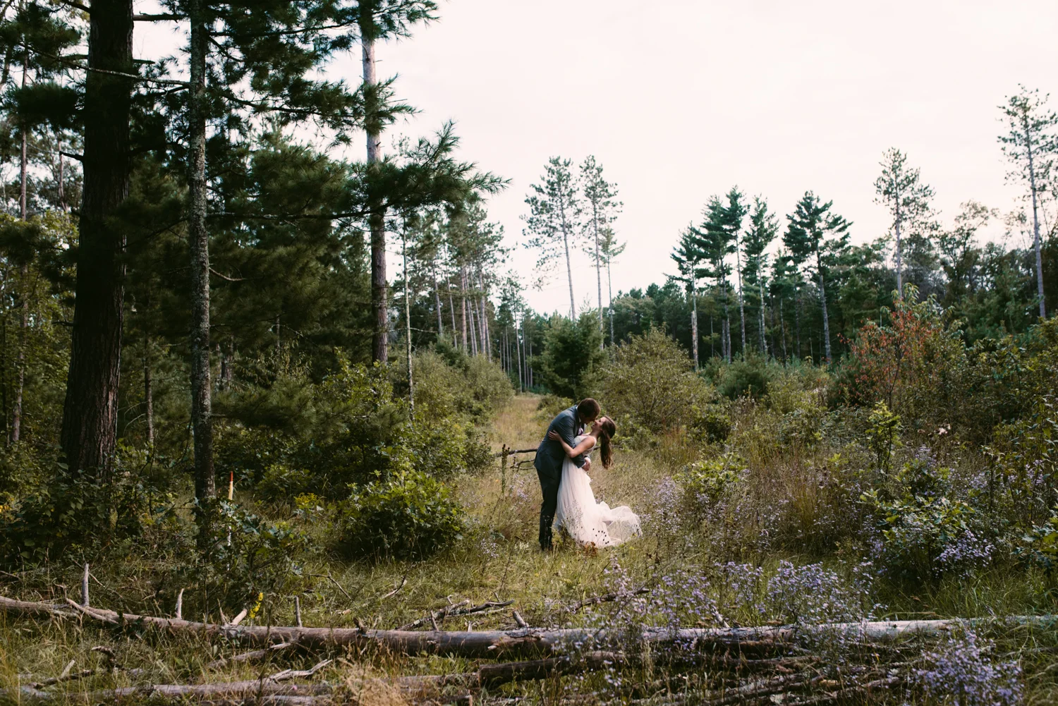 intimate-wedding-photographer-minnesota-1-6.jpg
