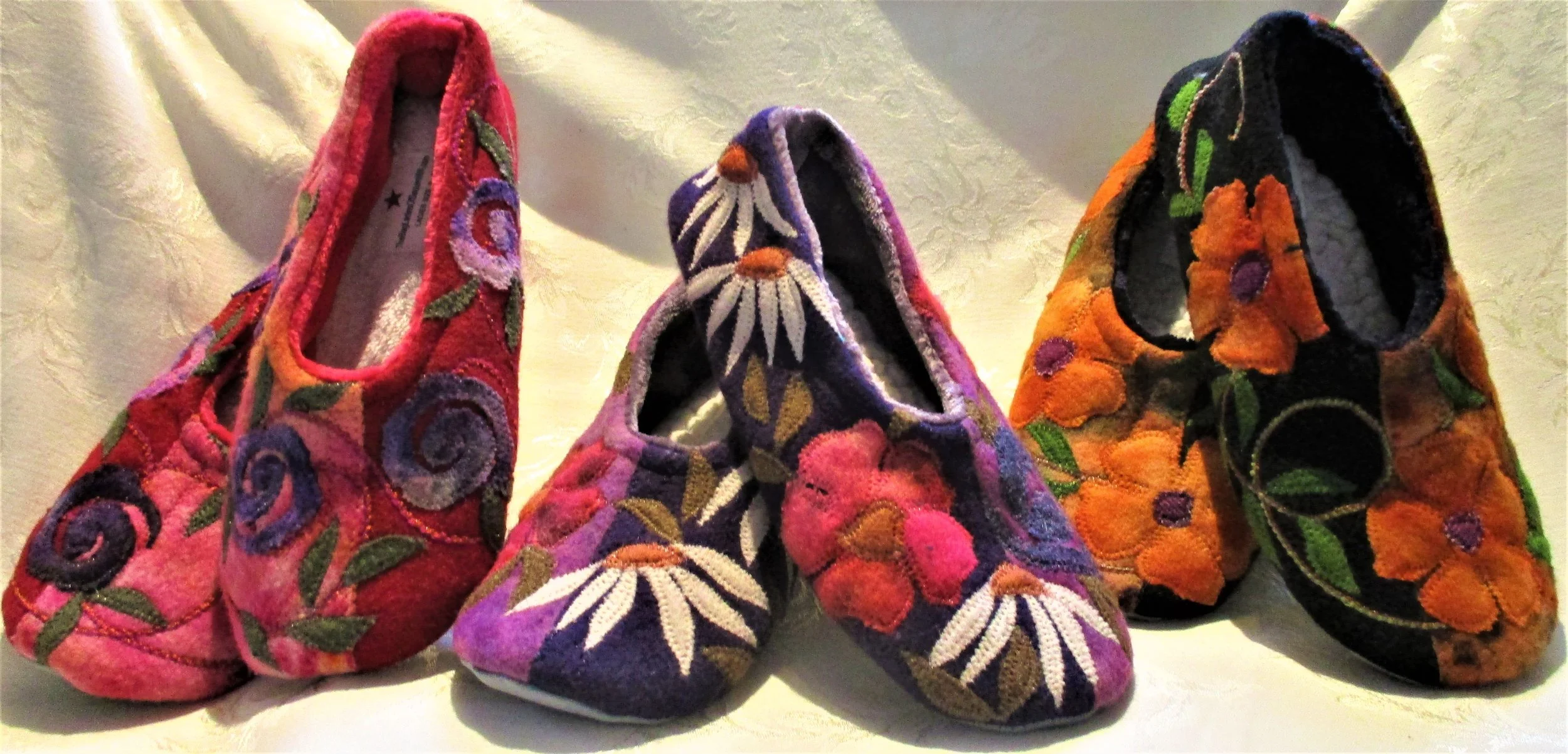 3 SLIPPERS 2.jpg