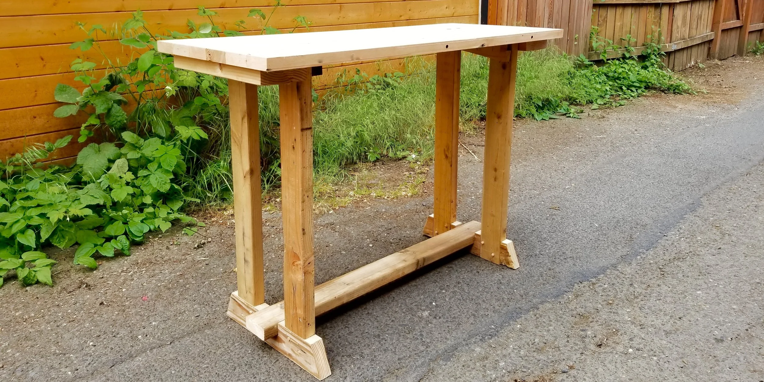 Intermediate Woodworking: Trestle Table