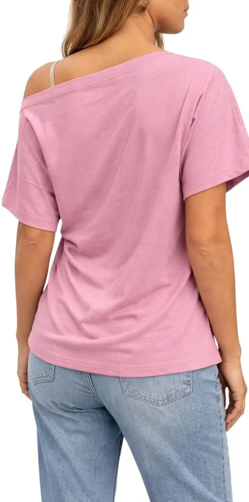 casual_pink_offshoulder_pose3.jpg