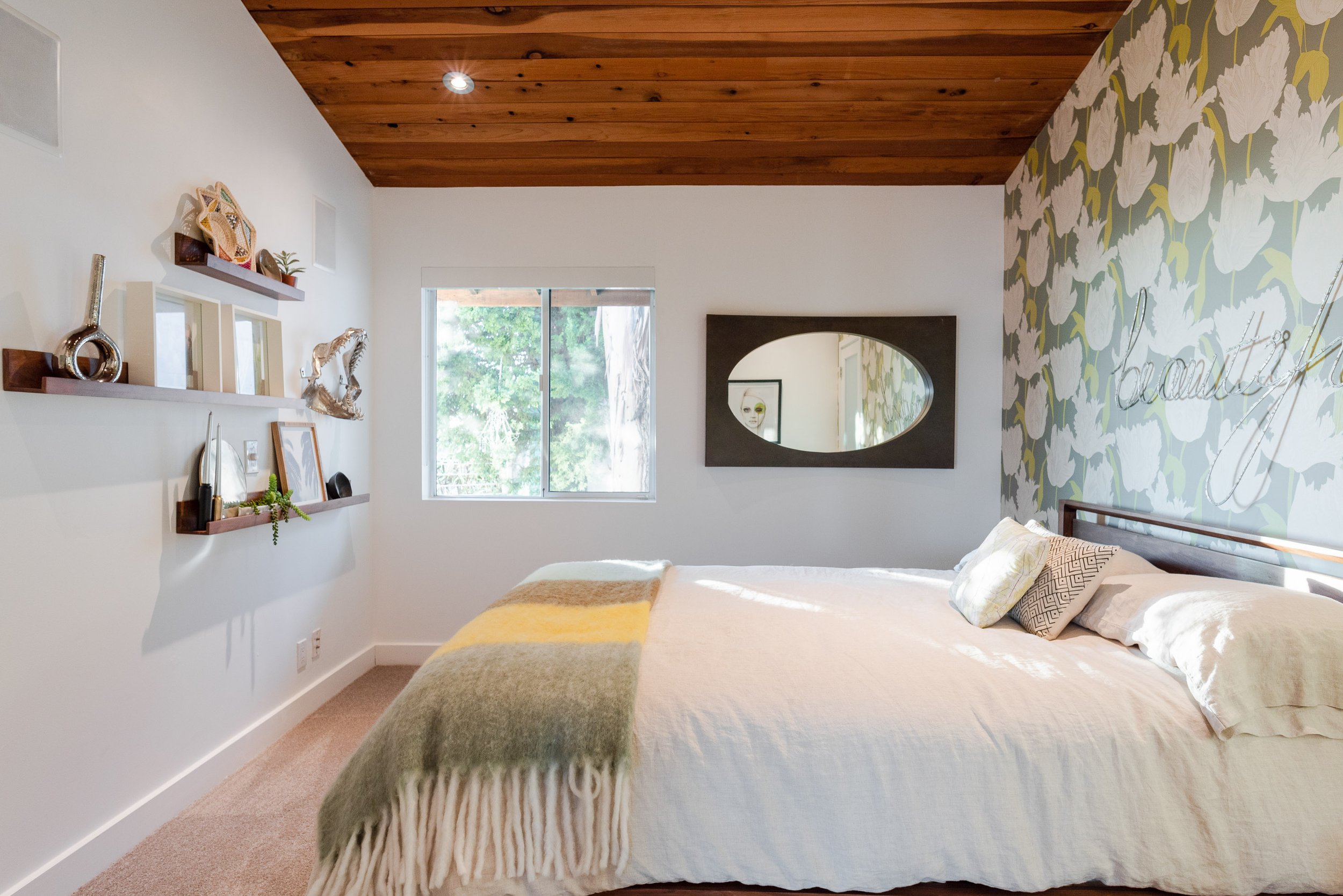 Shinybones House_Guest Bed 12MP 19.jpg