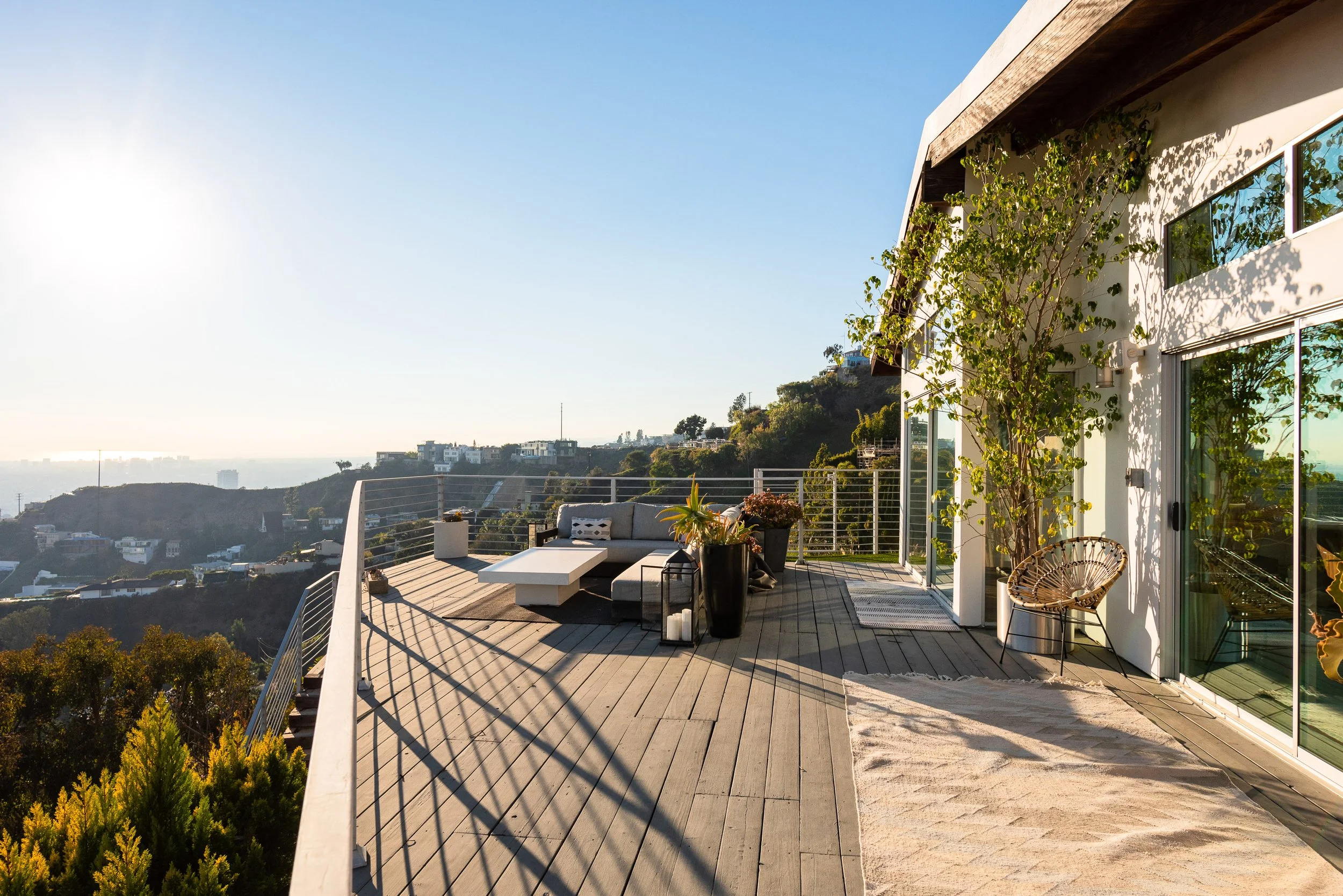 Shinybones House_Outside 12MP 39.jpg