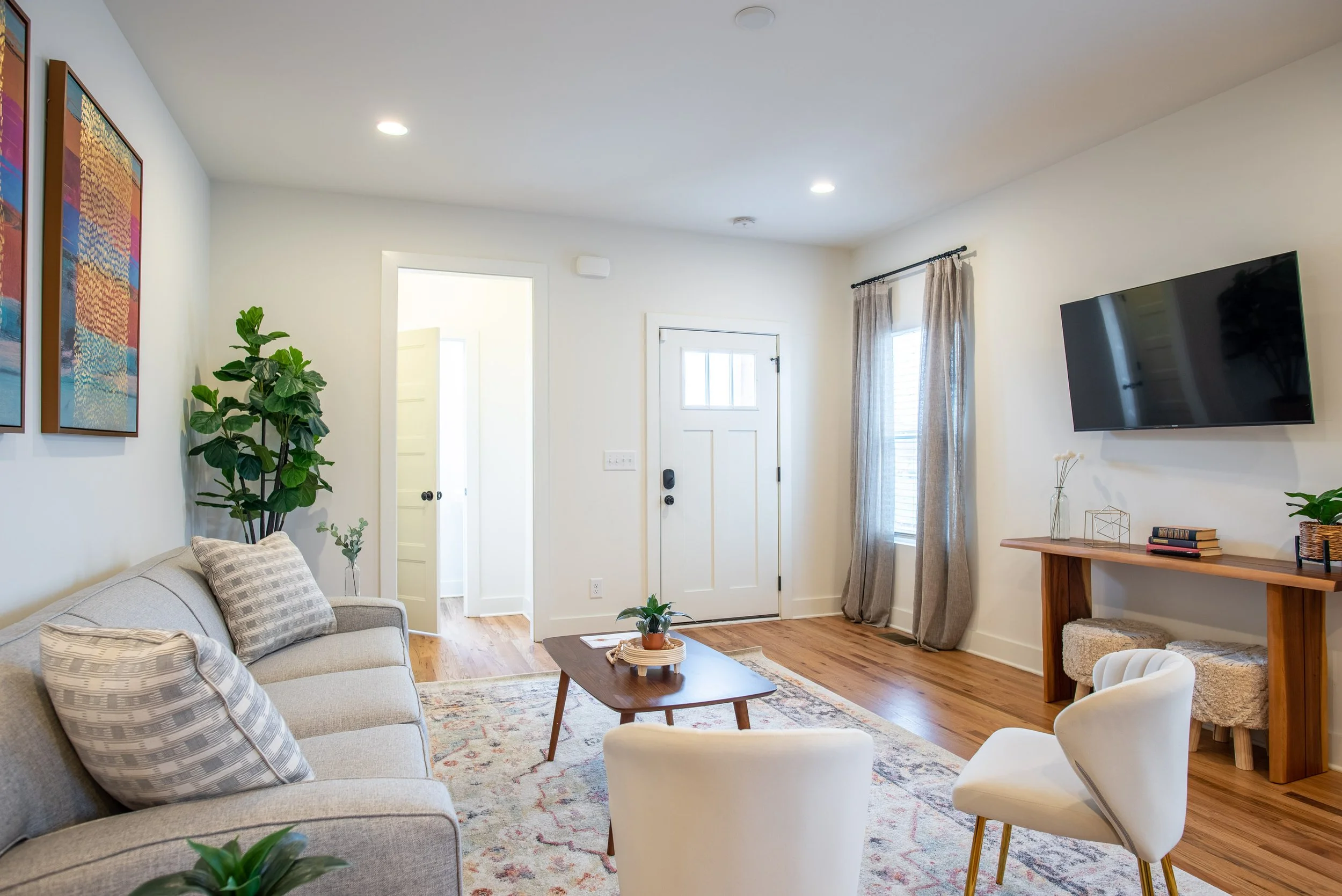 4007a Indiana Ave 17.jpg