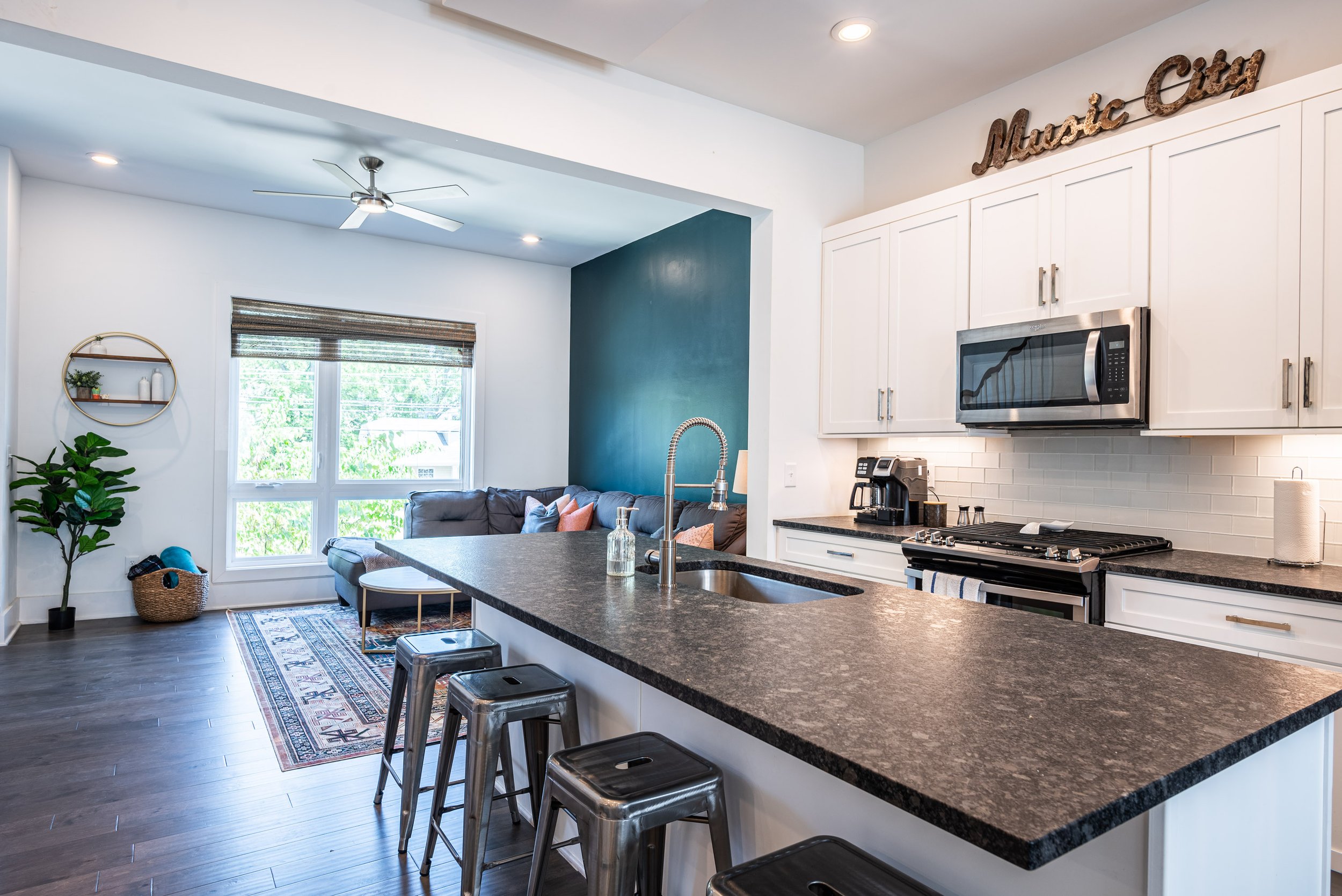 The Vibe Unit 5_10.JPG