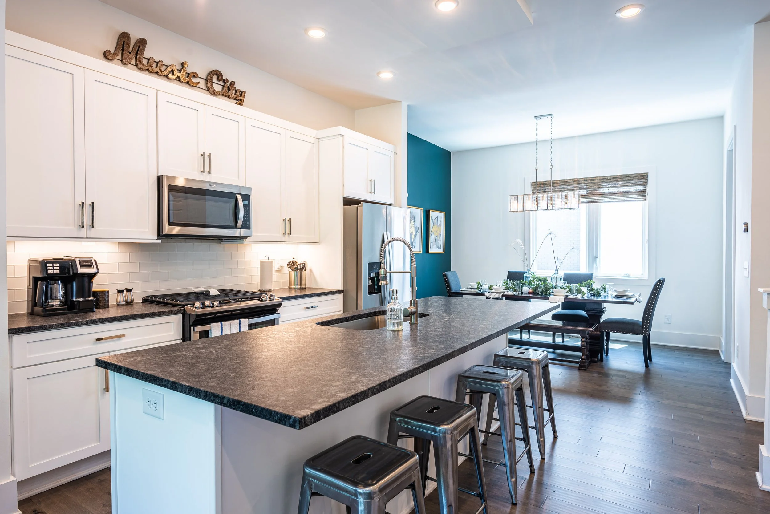 The Vibe Unit 5_11.JPG