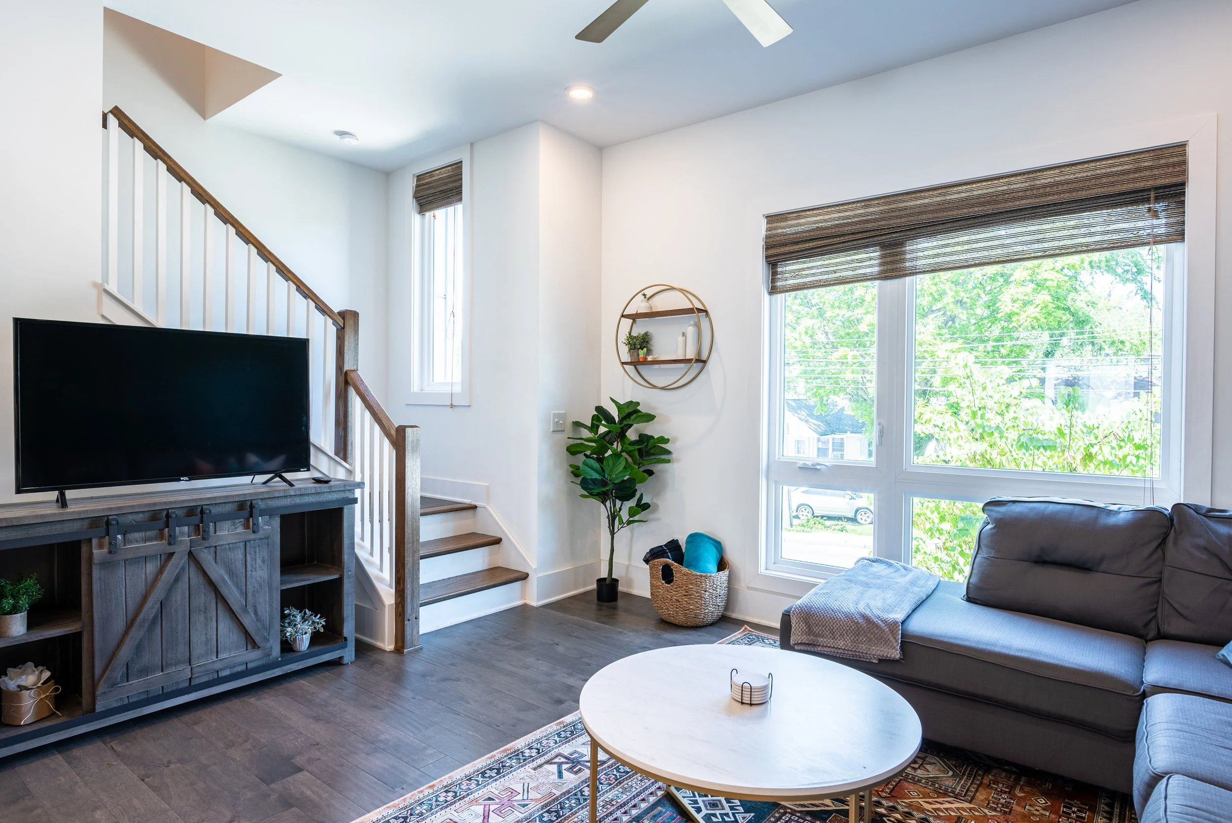 The Vibe Unit 5_15.JPG