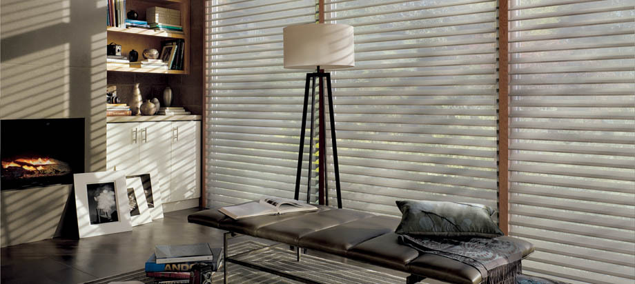 HUNTER DOUGLAS