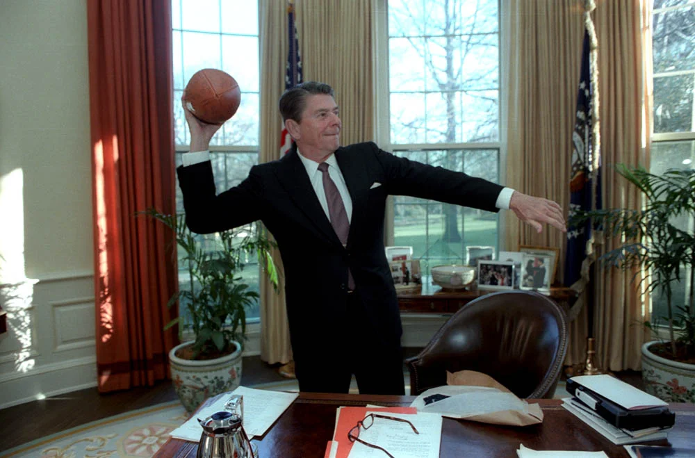 https://reaganlibrary.archives.gov/archives/photographs/large/c7105-11A.jpg