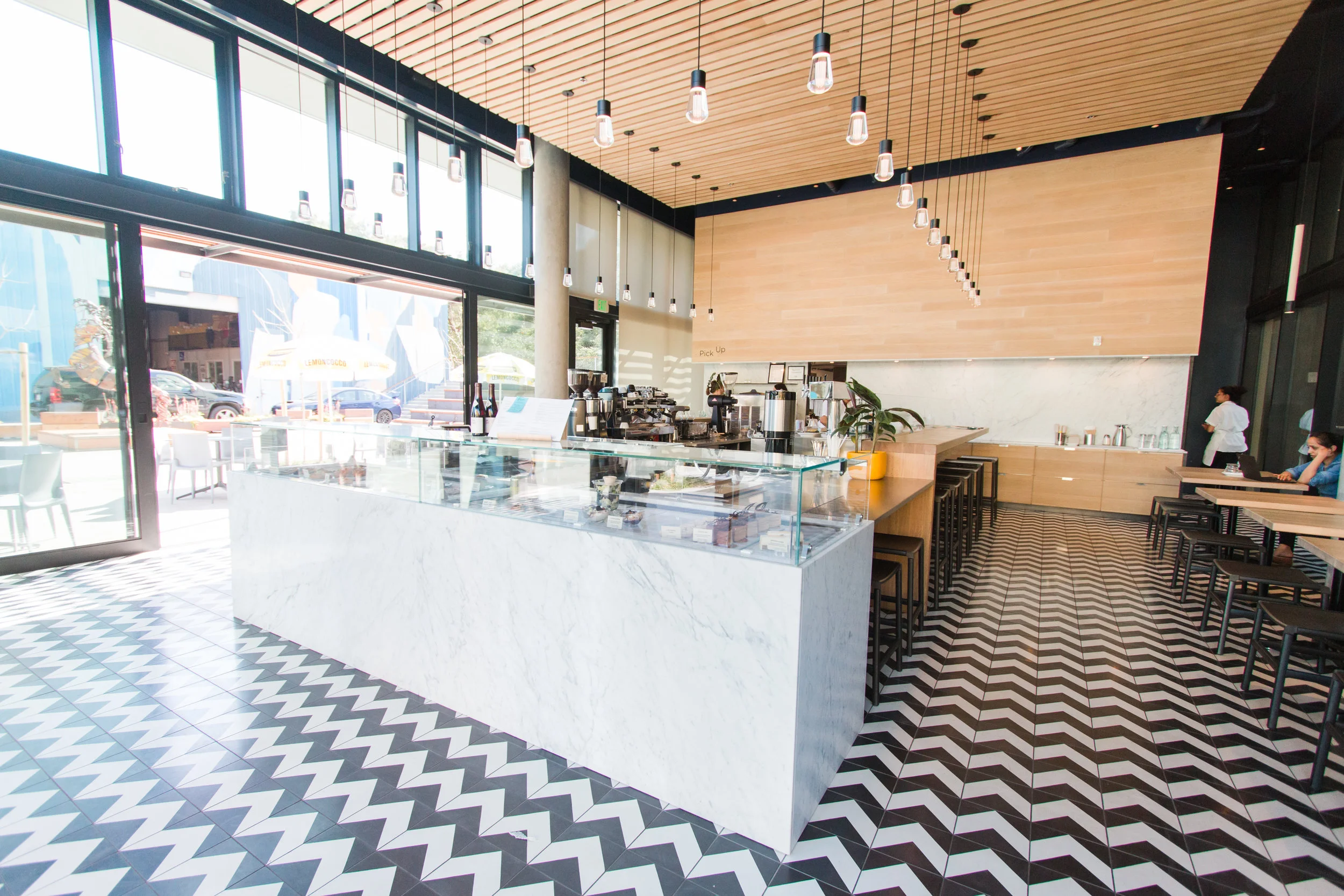 Noon Cafe-7.jpg