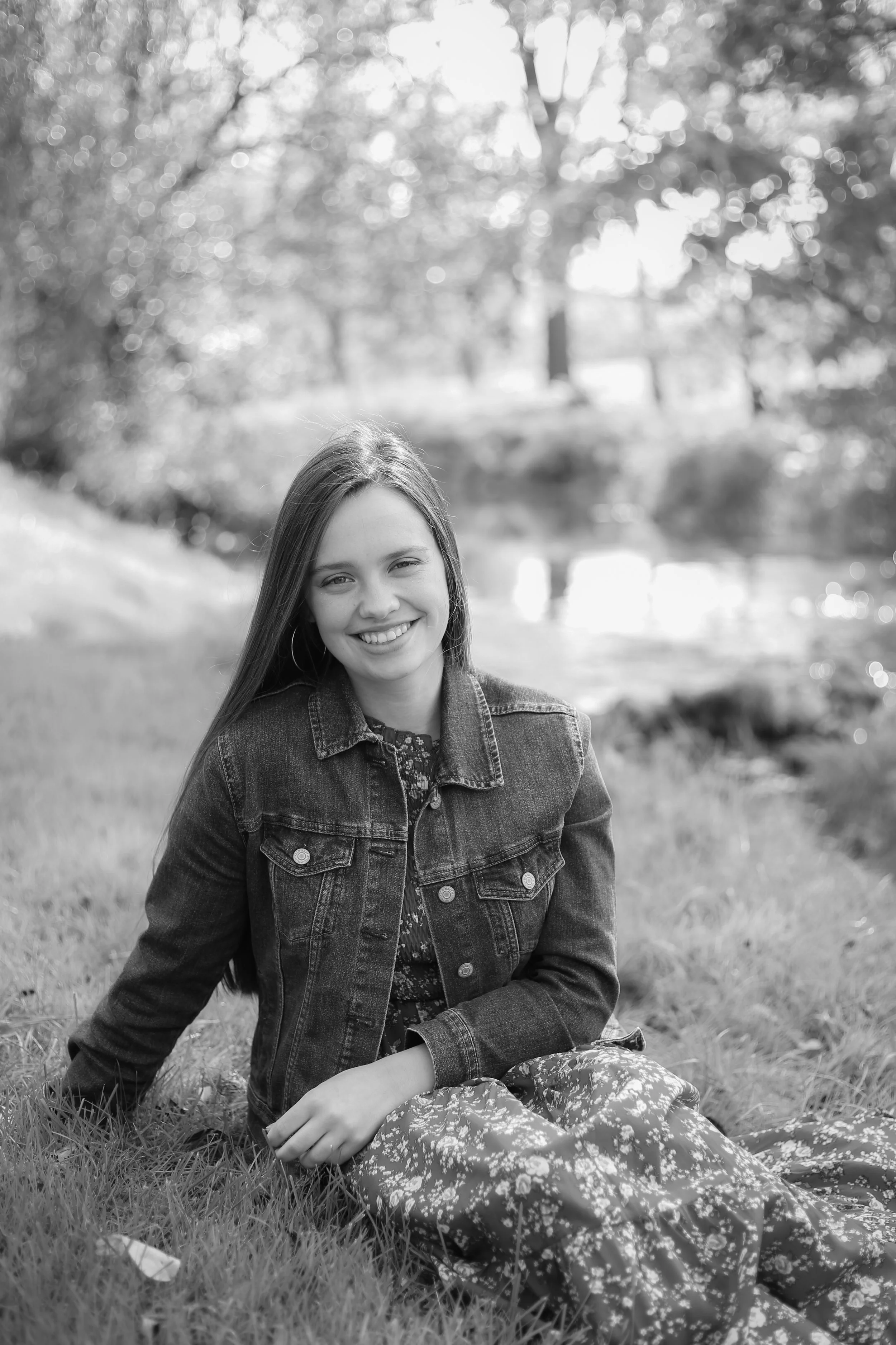 2023Oct_FalbLomie_SeniorPhotos007.jpg