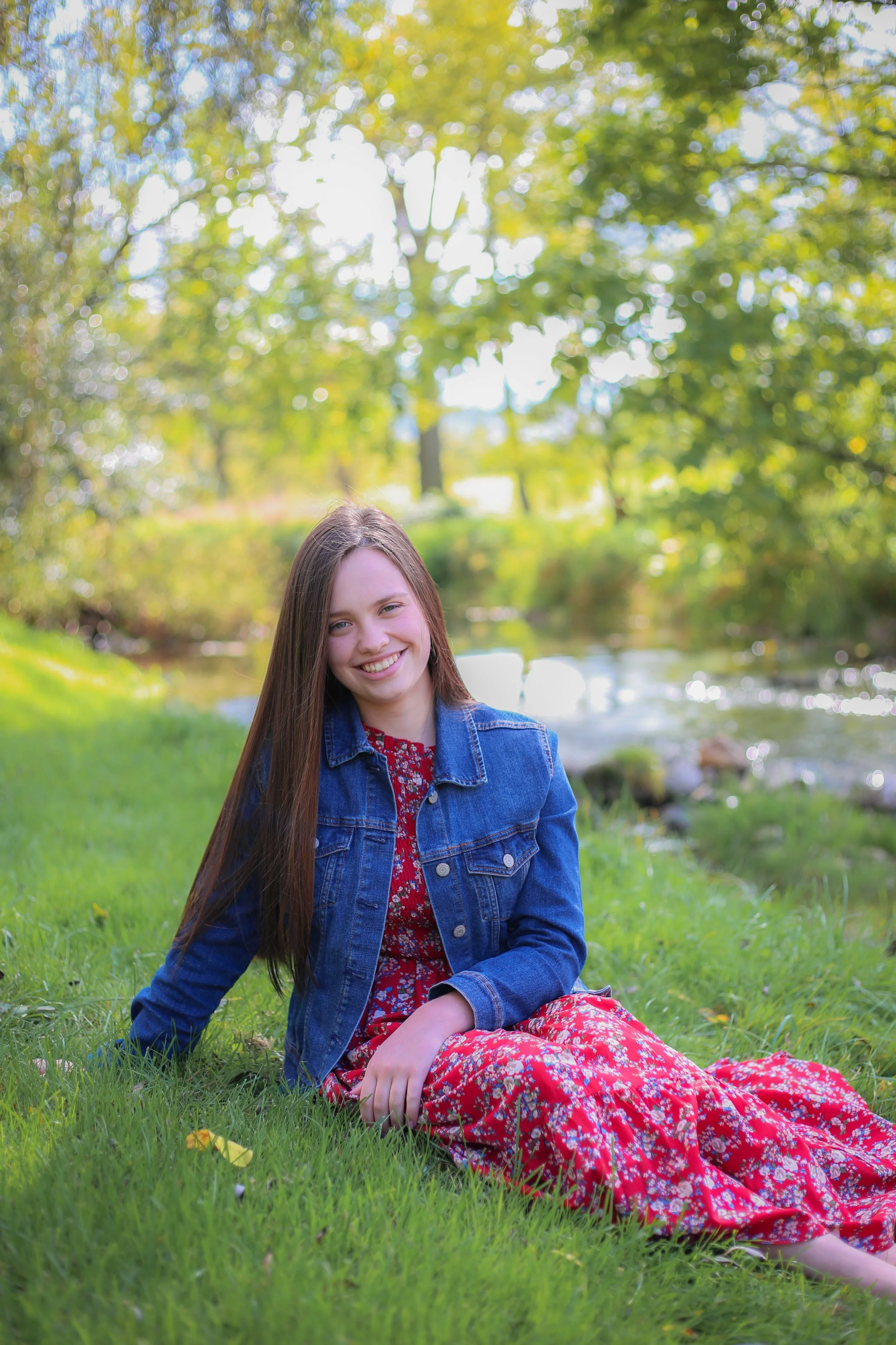 2023Oct_FalbLomie_SeniorPhotos003.jpg