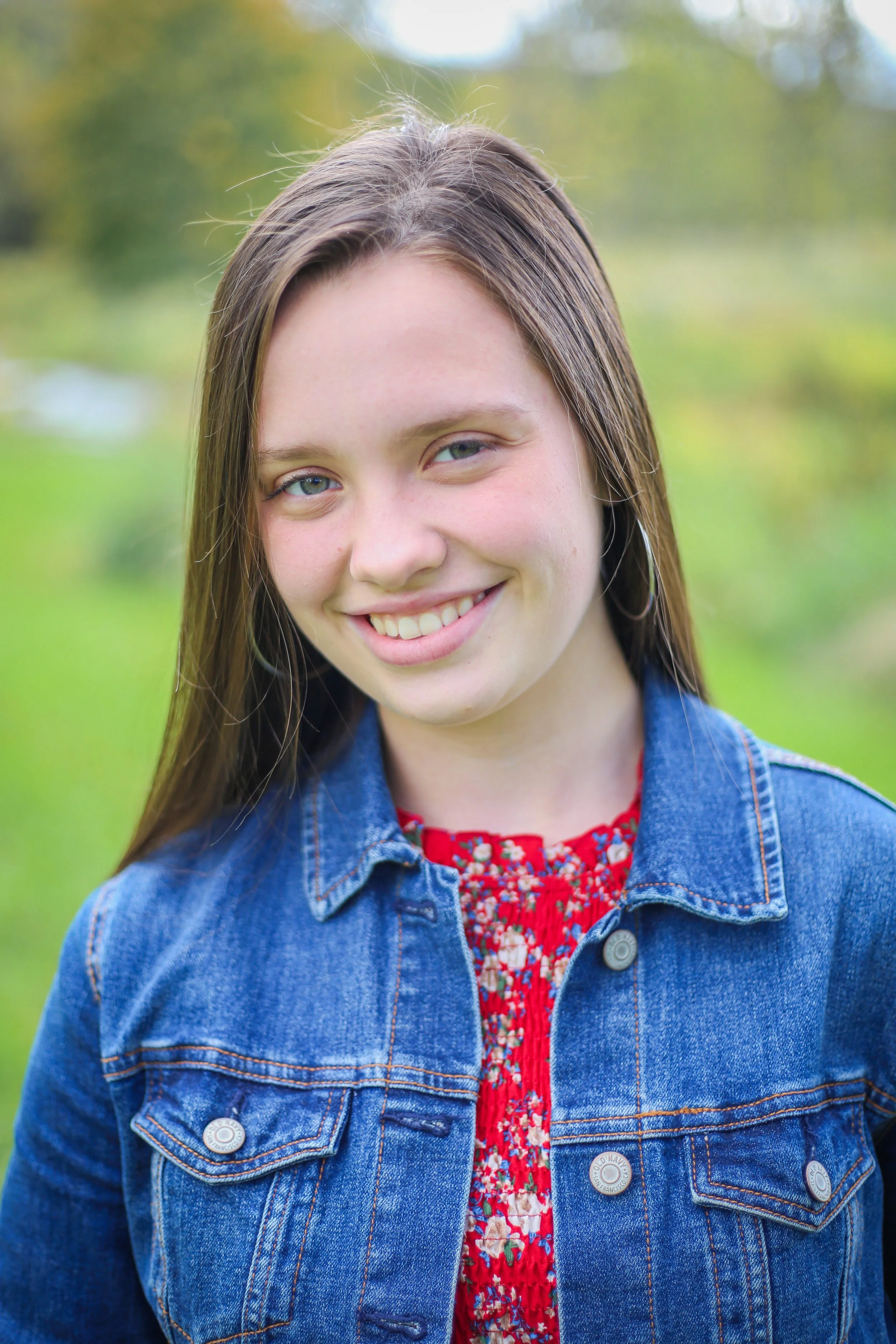 2023Oct_FalbLomie_SeniorPhotos033.jpg