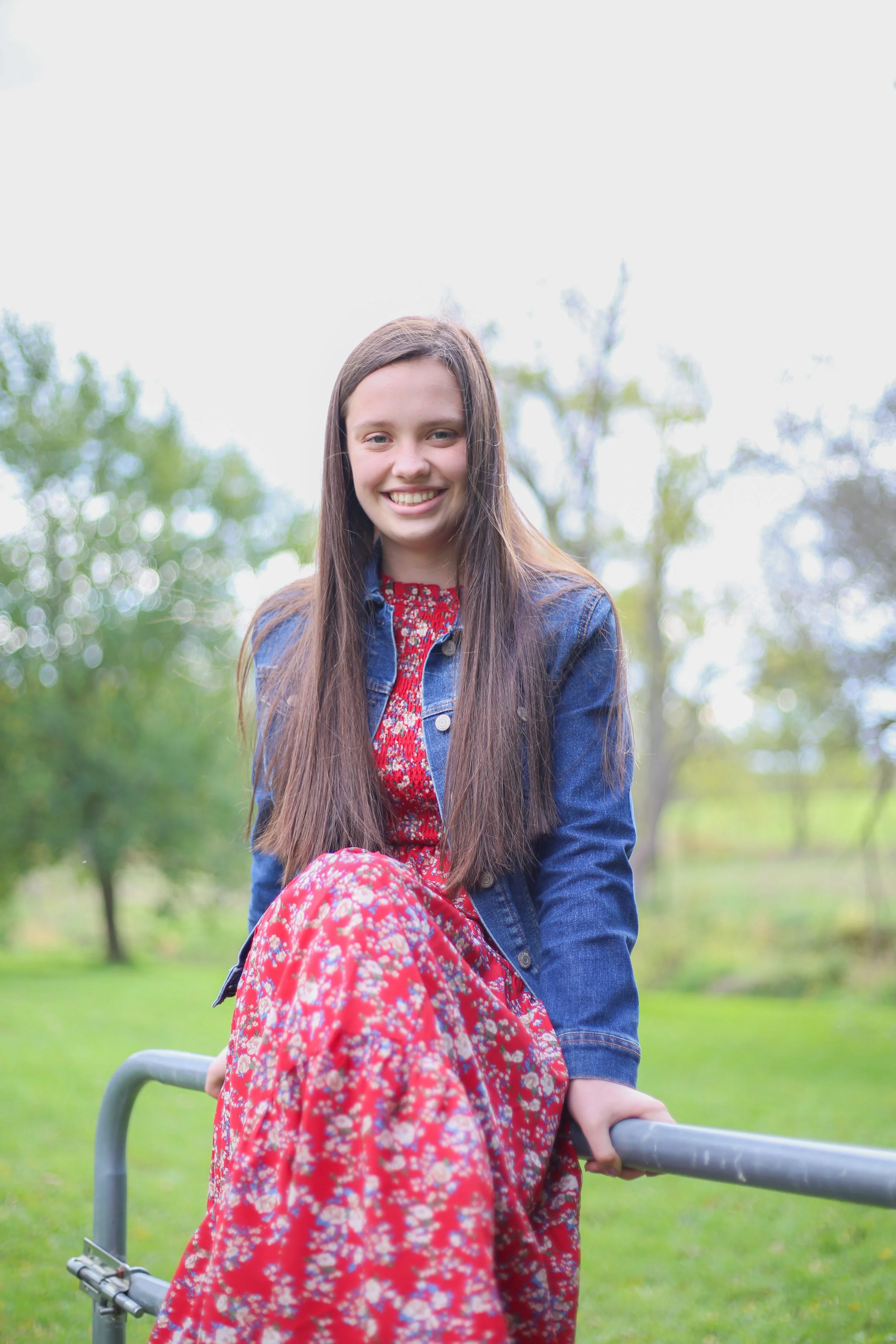 2023Oct_FalbLomie_SeniorPhotos034.jpg