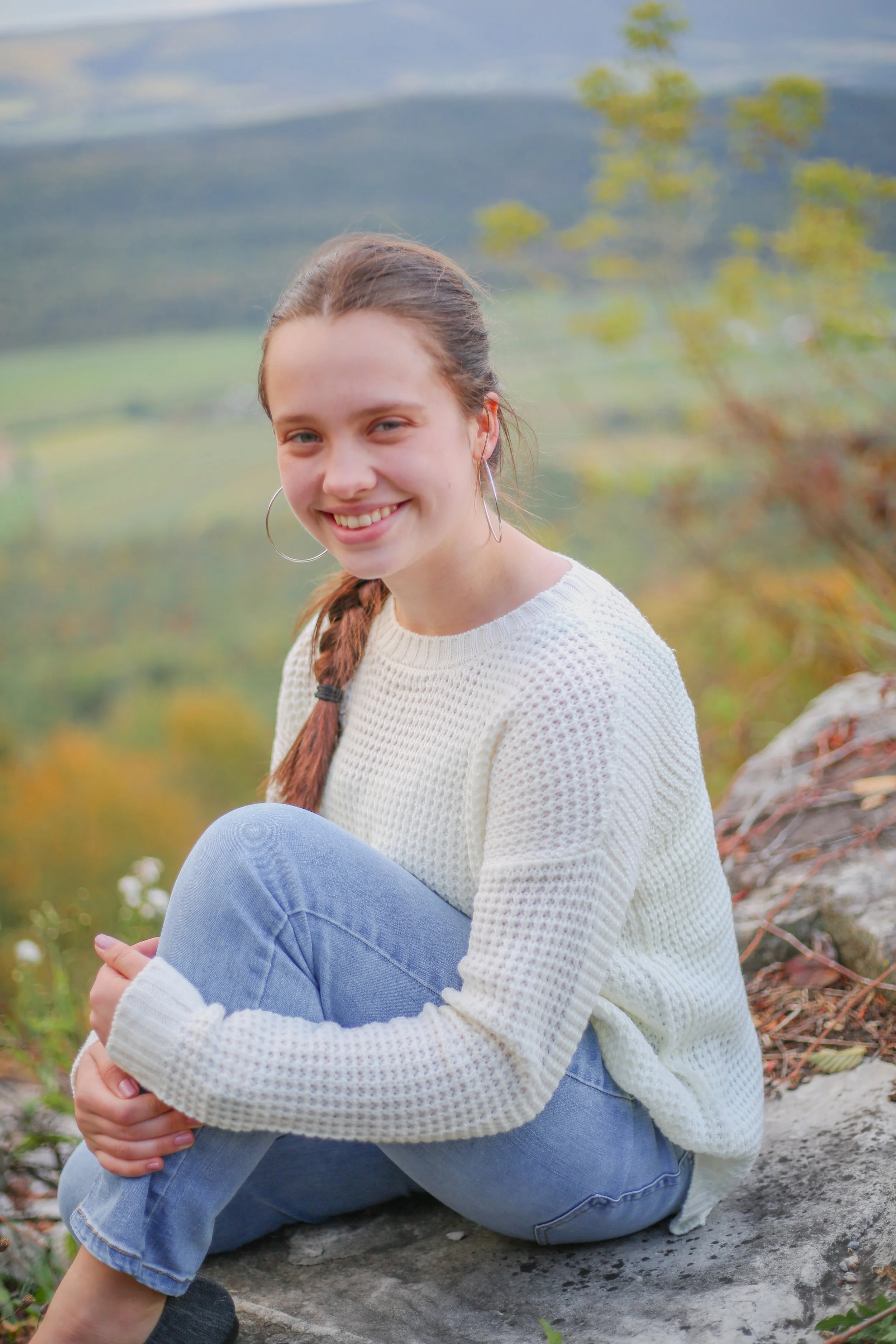 2023Oct_FalbLomie_SeniorPhotos132.jpg