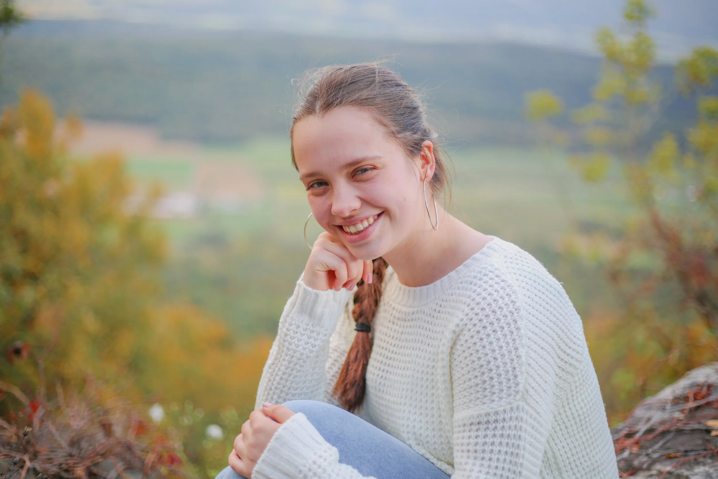 2023Oct_FalbLomie_SeniorPhotos134.jpg
