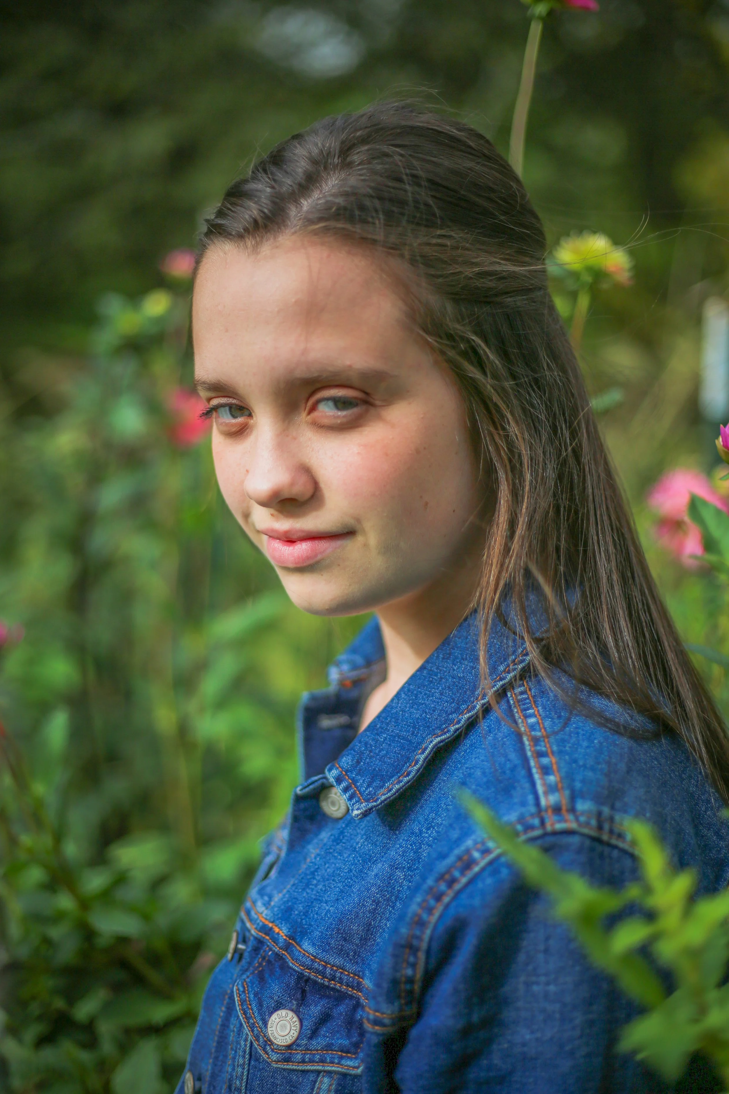 2023Oct_FalbLomie_SeniorPhotos157.jpg