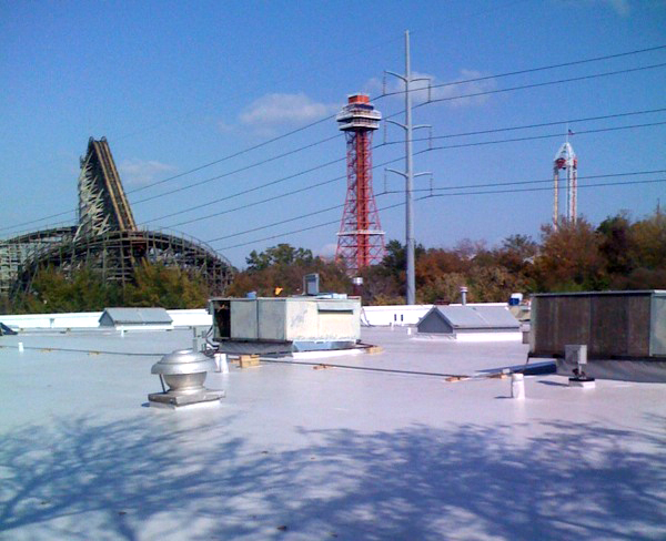 Six-Flags.jpg