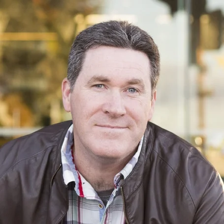 Geoff Brown<strong>Associate</strong>