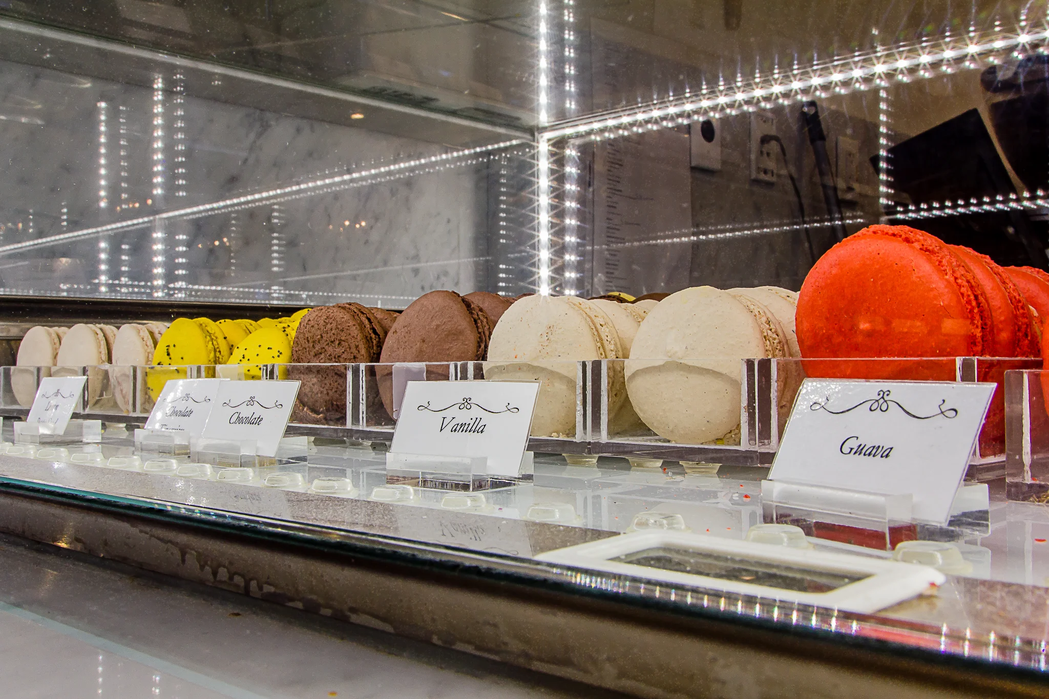 Dscheme_Alexanders_Patisserie_104.jpg