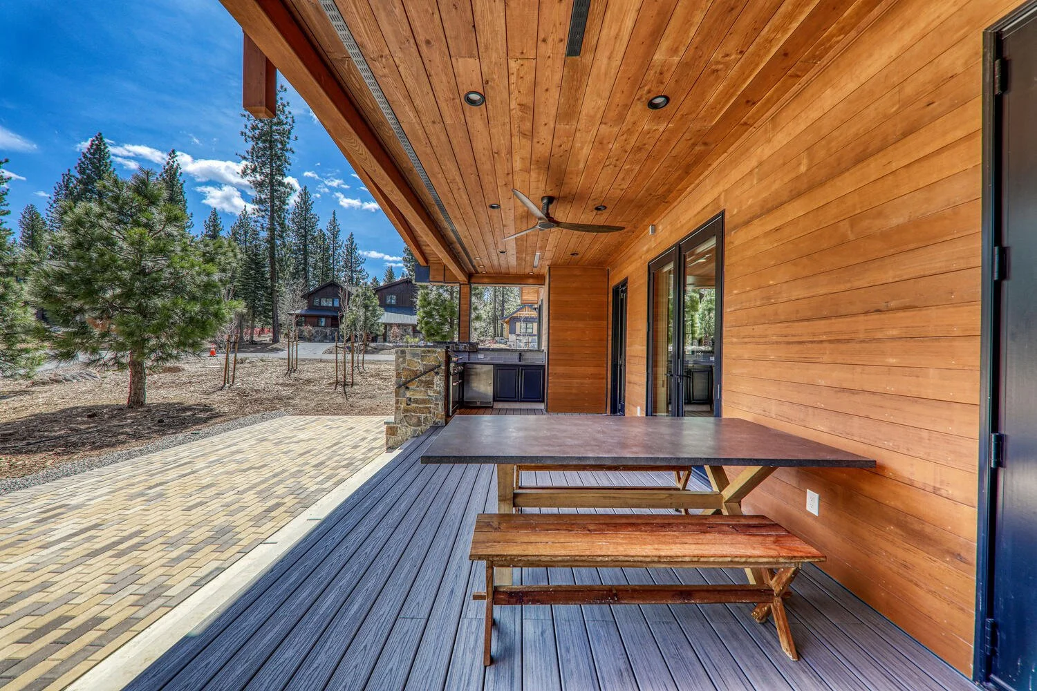 10010 Chaparral Ct Truckee CA-large-007-009-Exterior-1500x1000-72dpi.jpg