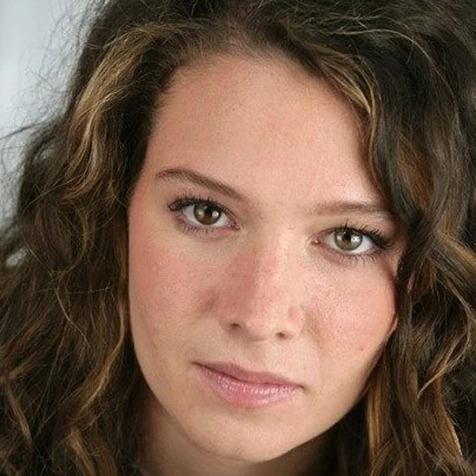 Molly Carden as Madeline appears in: Saige and Sex Therapy