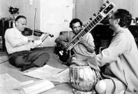 Menuhin with Ravi Shankar