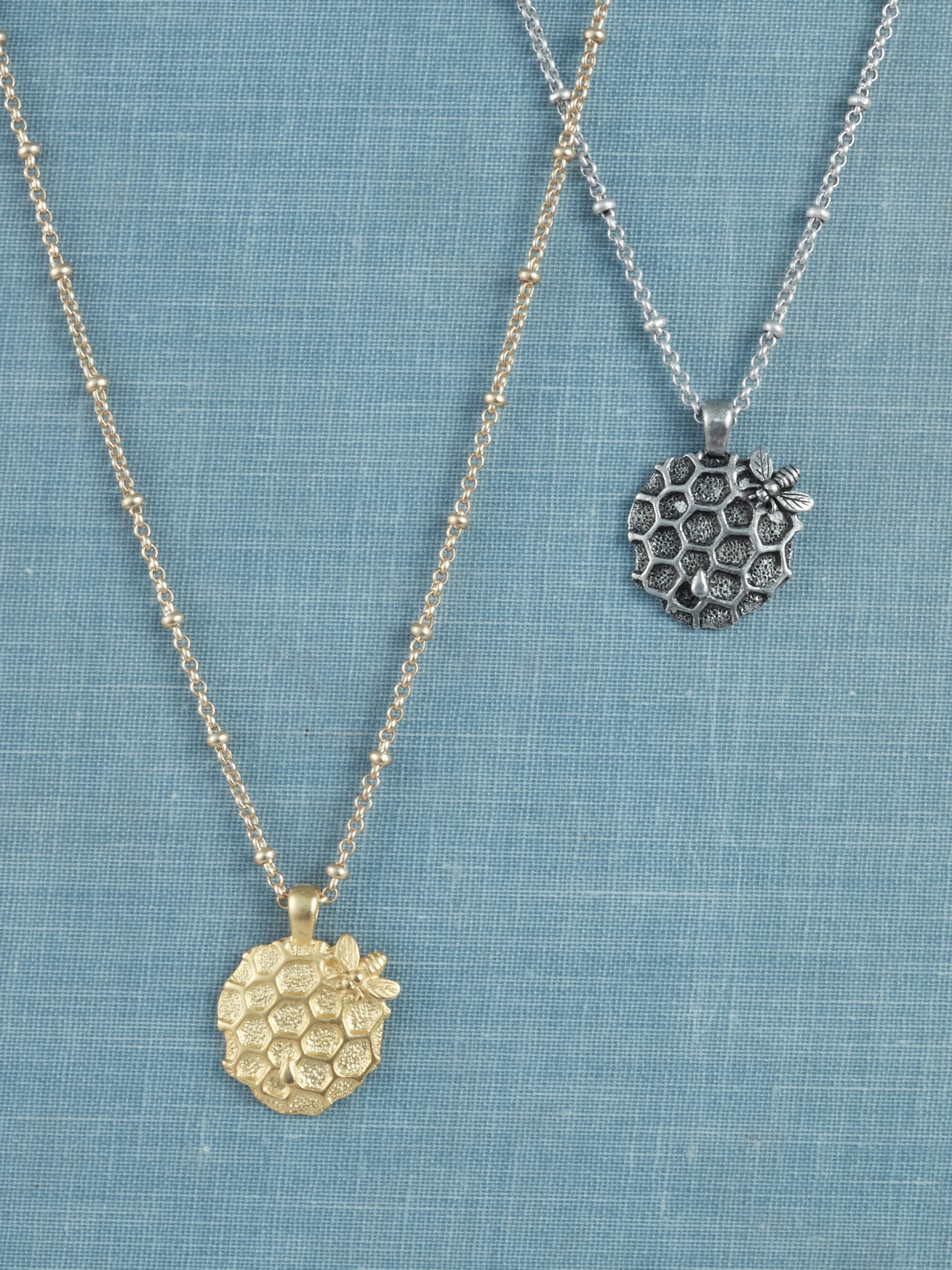 HoneyB Necklace