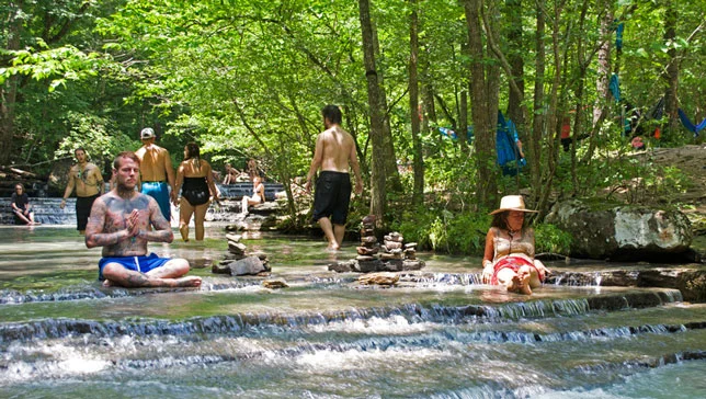 feature-meditation-by-the-river.jpg