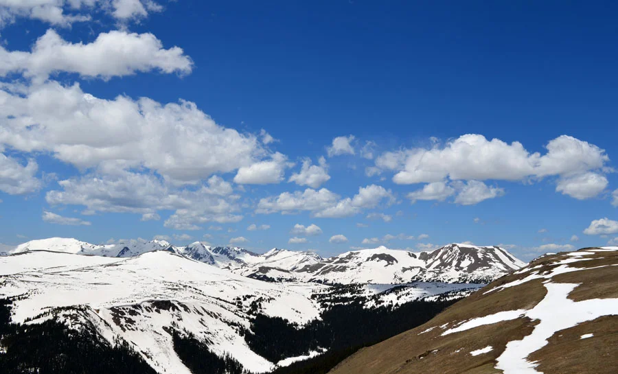 Tundra-Snowy-Mountains.jpg