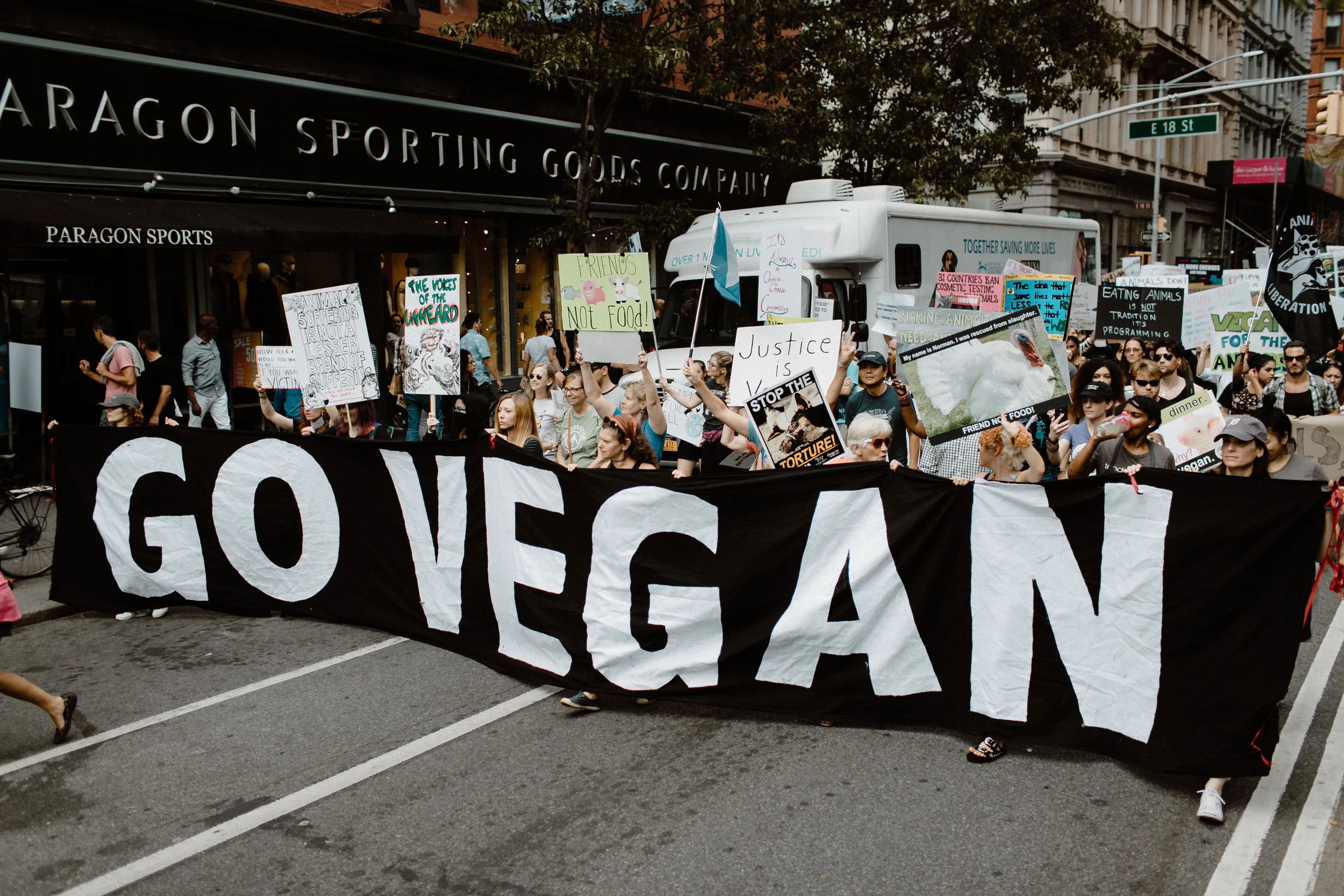 Animal-Rights-March-NYC-Shauna-Hundeby-70-9789.jpg