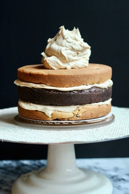 inside of brownie cookie cake.jpg