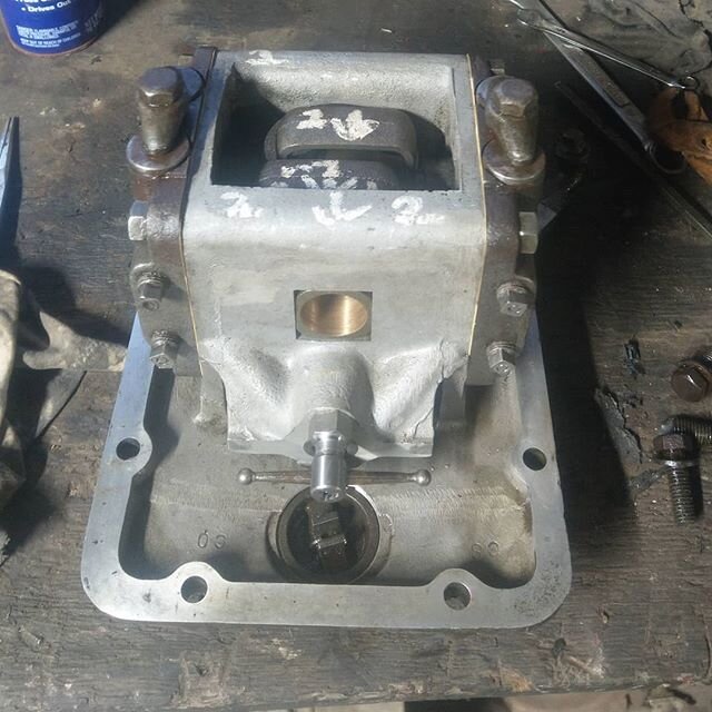 Ford 9n hydraulic pump such a quick and simple rebuild. &hearts;