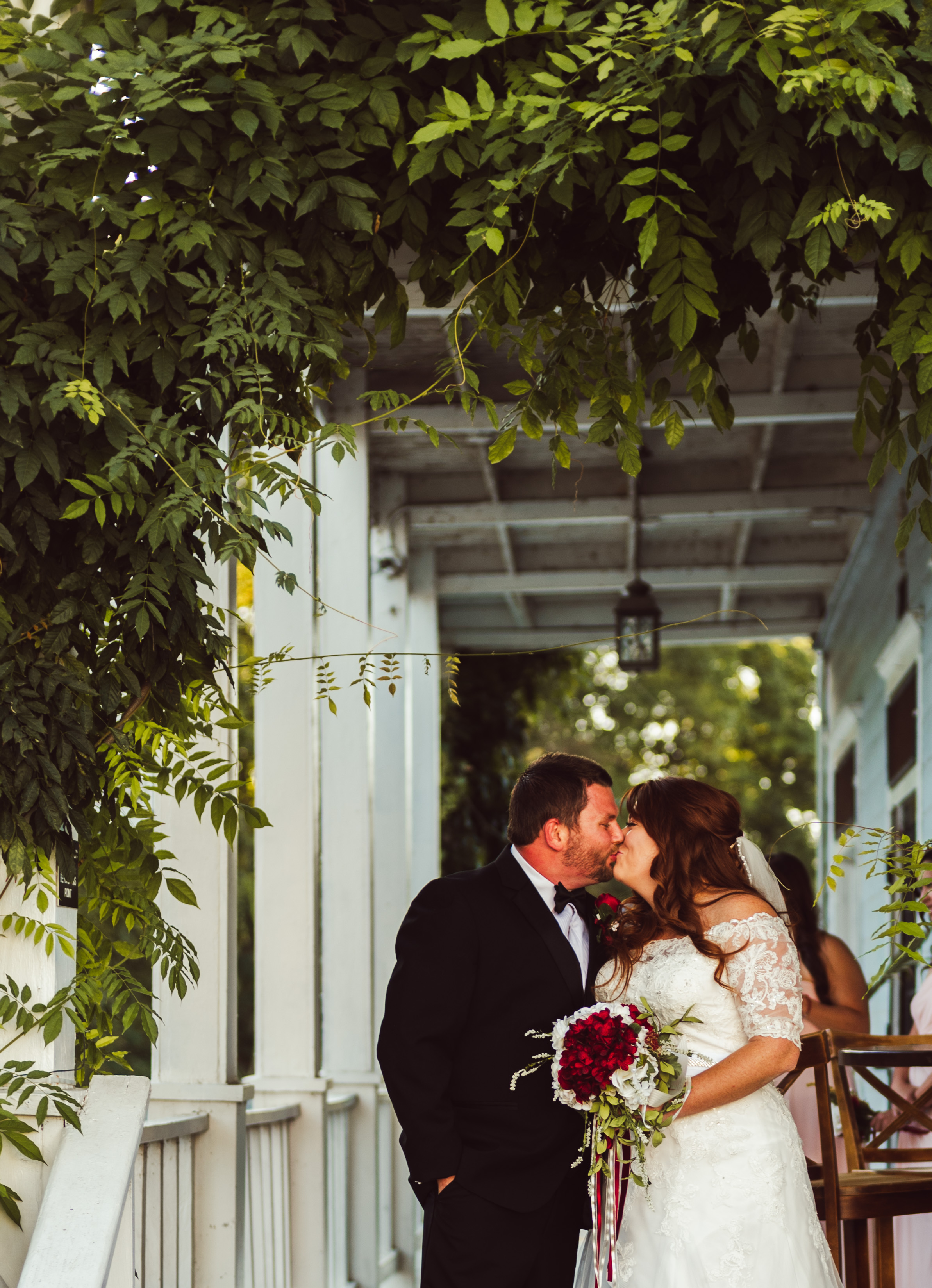 Josh + Megan Brown { Siloam Springs, Arkansas | Wedding Photography }