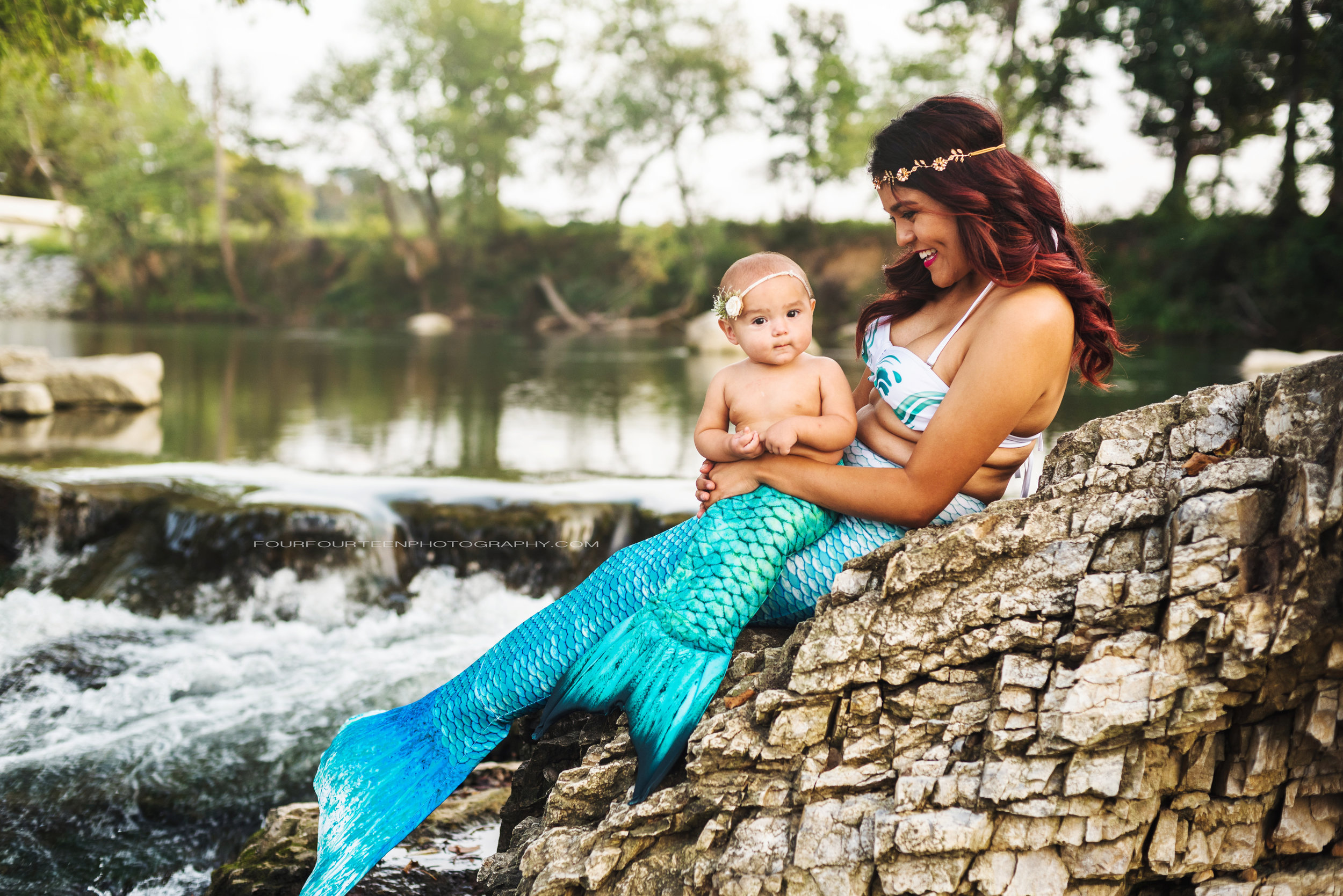 Emery & Mayra { Siloam Springs, Arkansas | Mommy & Me Photography }