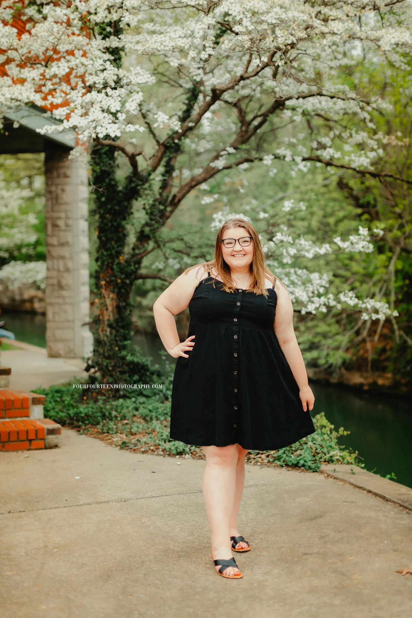 Kelsey { Downtown Siloam Springs, Arkansas | Senior Photography }