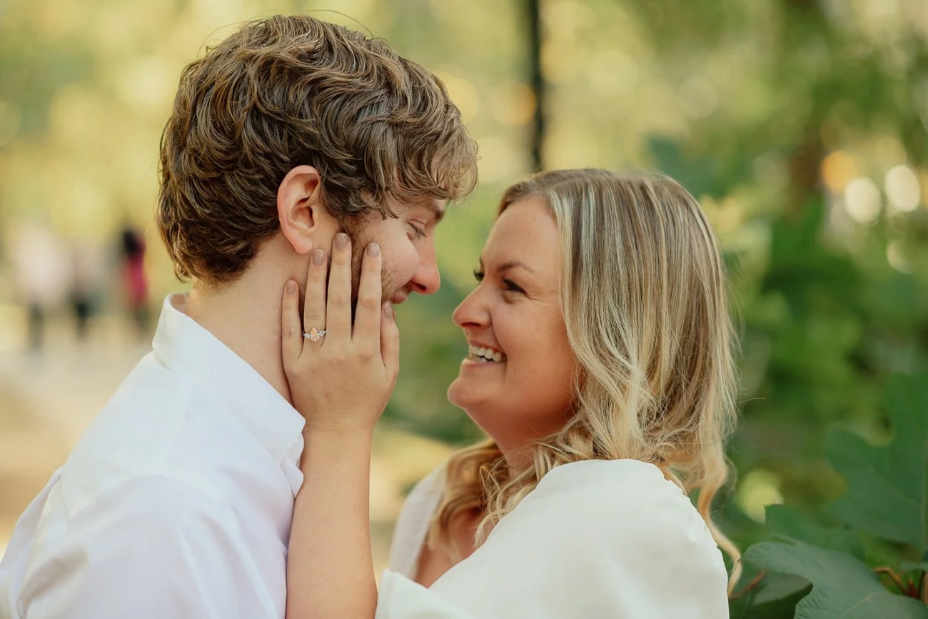 Kristen + Koby { Crystal Bridges - Bentonville, Arkansas | Engagement Photography }